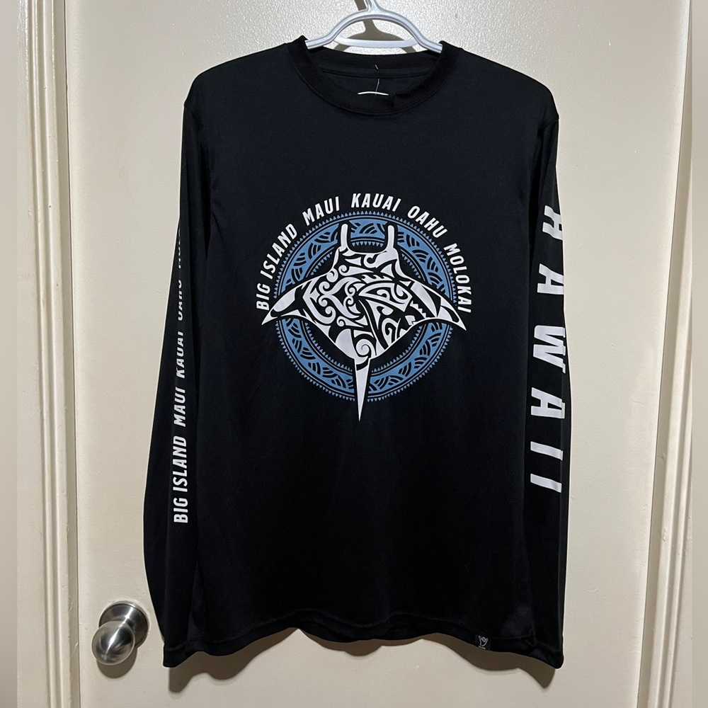 BNWT HAWAII LONG SLEEVE SHIRT